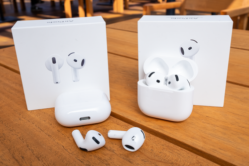 AirPods gen 4s